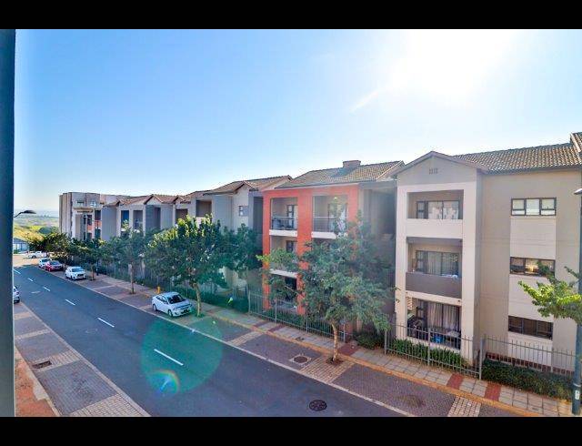3 BEDROOM FLAT FOR SALE IN UMHLANGA RIDGE